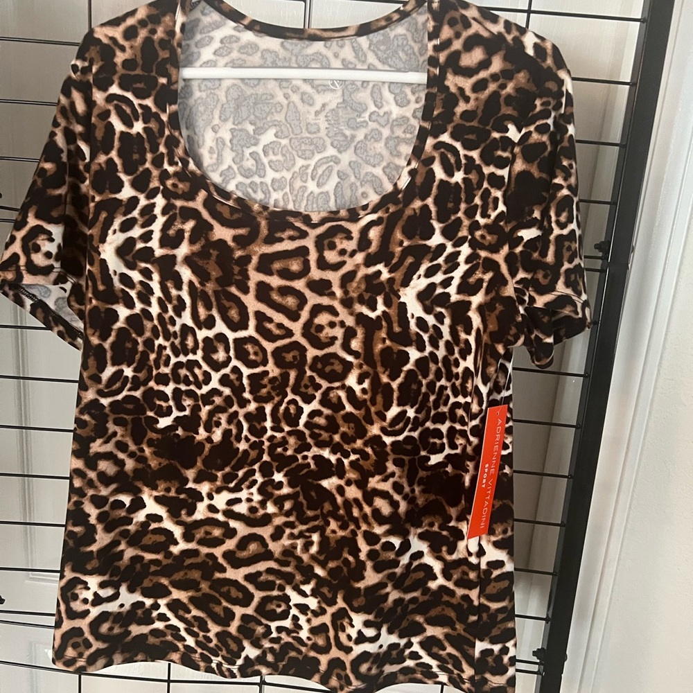 Adrienne Vittadini Leopard Print Short Sleeve Top sz lg new with tags - Picture 3 of 5